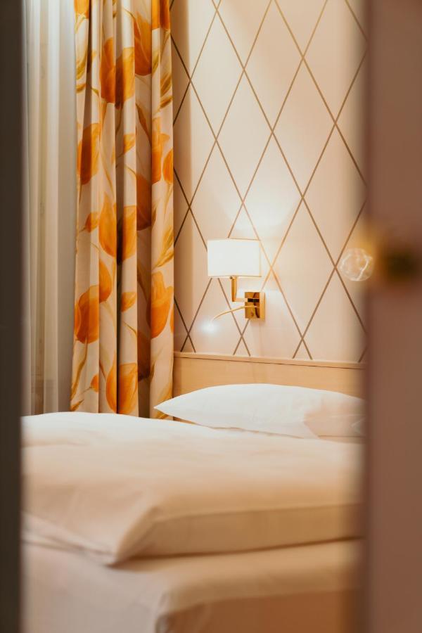 Hotel Scherer Salzburg Bagian luar foto